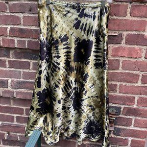 Callipygian Tie-Dye Silky Midi Skirt